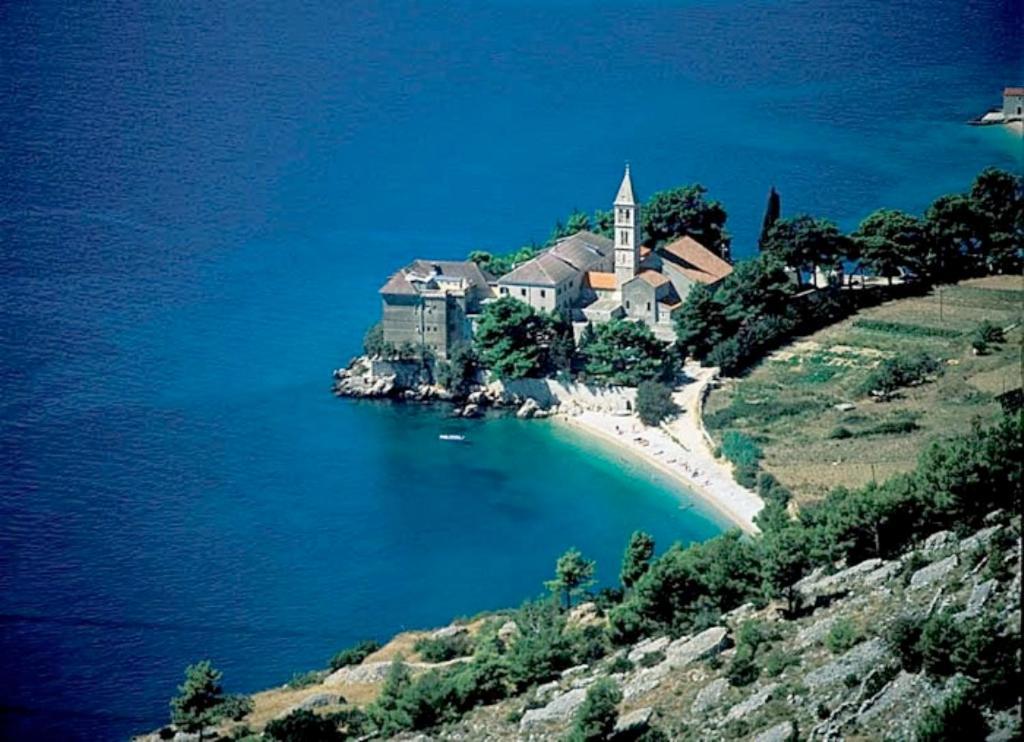 Villa Nera Bol Kültér fotó