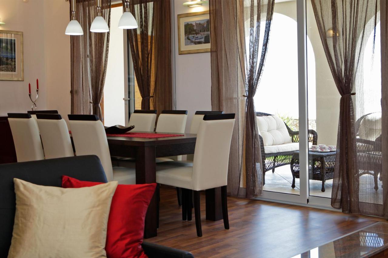 Villa Nera Bol Kültér fotó