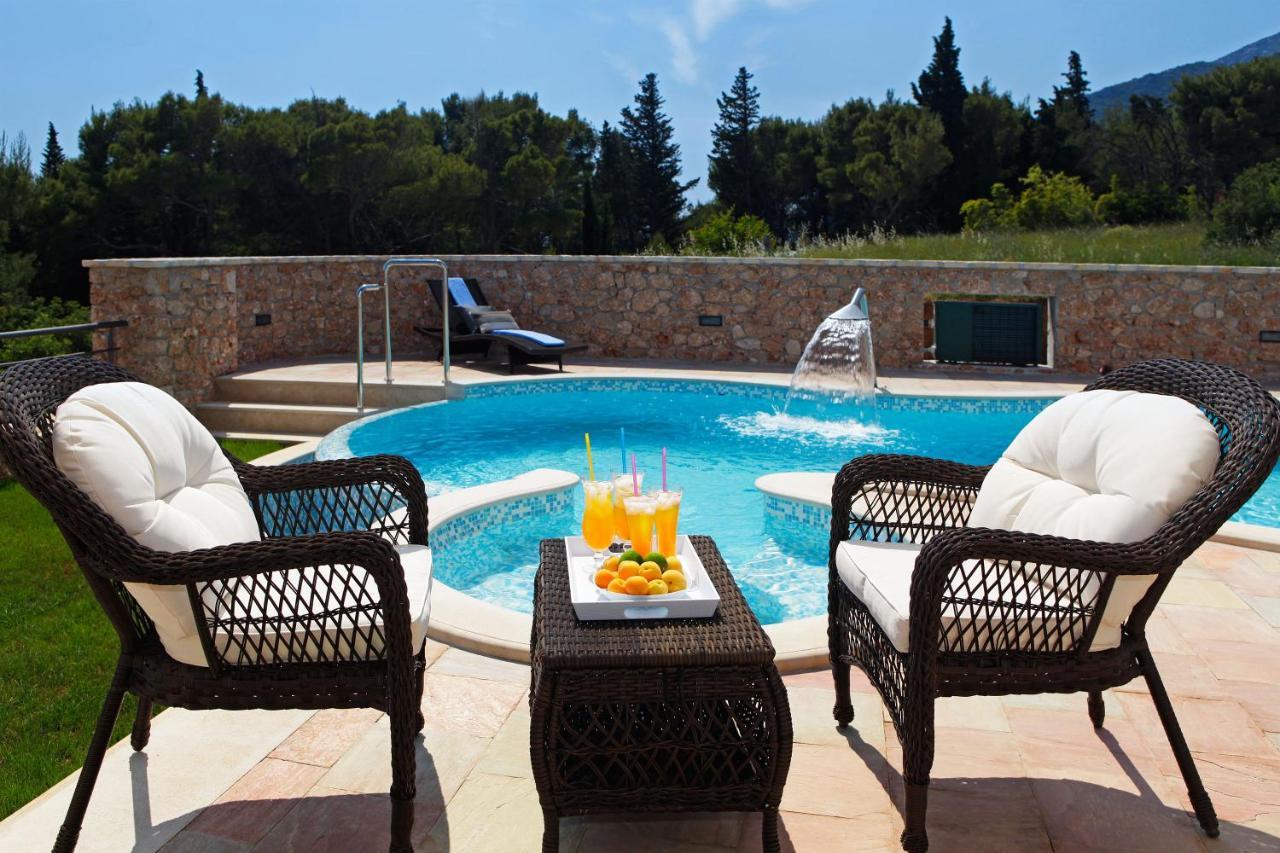 Villa Nera Bol Kültér fotó
